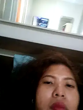 hornyjazzy online show from December 5, 6:33 am