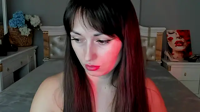 Snapshot of RosiAlina chatting on February 2, 9:08 am RosiAlina online show from February 2, 9:08 am