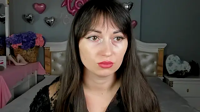 Snapshot of RosiAlina chatting on February 6, 9:23 am RosiAlina online show from February 6, 9:23 am