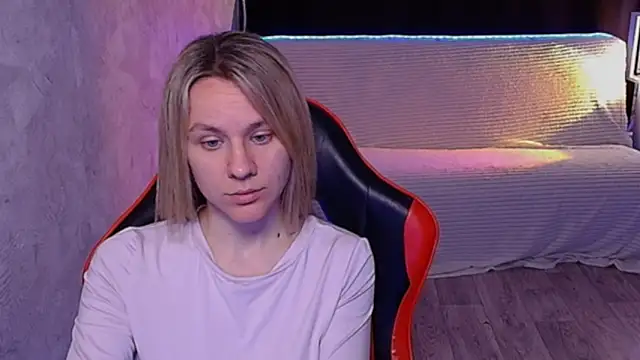 MiaBun1 online show from May 15, 3:35 am