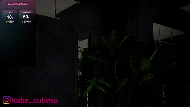 KatieCutieXo online show from February 7, 10:02 pm