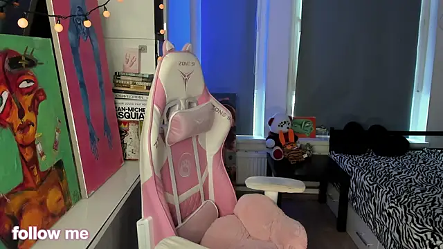 enigmastella online show from February 11, 11:04 am