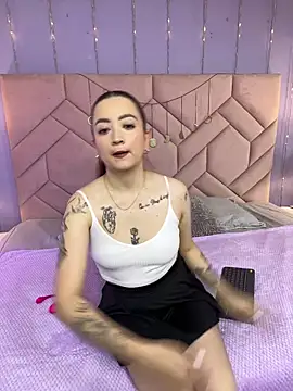 Snapshot of Sabrina_Cutte chatting on January 13, 6:46 pm Sabrina Cutte online show from January 13, 6:46 pm