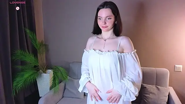 MaryHarris online show from December 16, 1:32 am