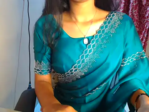 Snapshot of Sexy_Sanaya2 chatting on April 8, 10:43 pm Sexy Sanaya2 online show from April 8, 10:43 pm