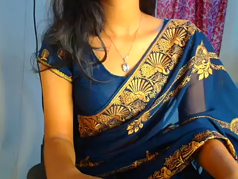 Snapshot of Sexy_Sanaya2 chatting on April 10, 2:17 am Sexy Sanaya2 online show from April 10, 2:17 am