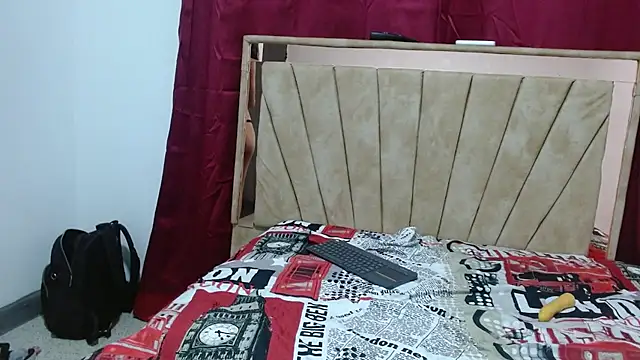 pia houns17 online show from December 18, 2:50 am