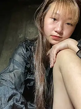 hinata-xx online show from May 18, 1:13 am