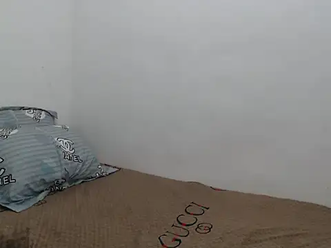 Belle2556 online show from December 22, 8:11 am