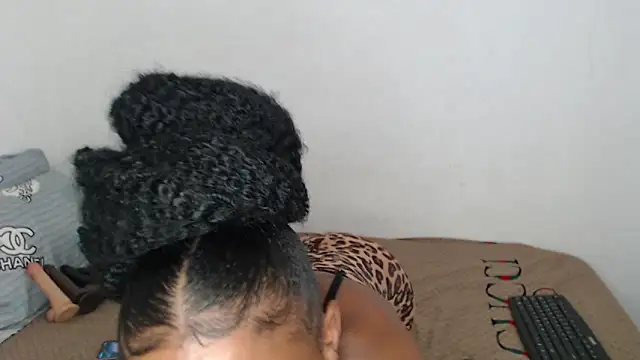 Belle2556 online show from December 23, 7:28 am