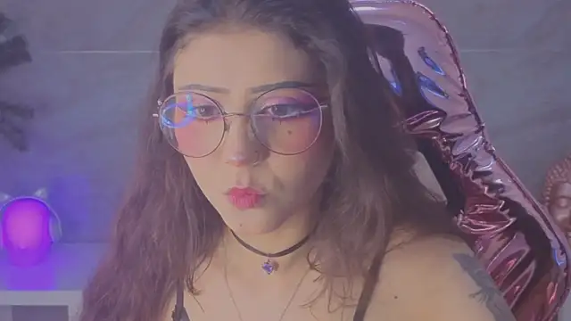 miss devil s online show from May 16, 3:03 am
