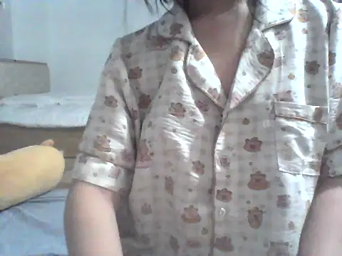 KellyCin online show from December 17, 5:30 pm