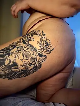 VanesssaMilf  online show from May 16, 11:46 pm