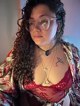 Snapshot of VanesssaMilf_ chatting on July 1, 3:08 am VanesssaMilf online show from July 1, 3:08 am