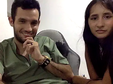 Snapshot of SuperDotado6666 chatting on March 17, 1:54 am SuperDotado6666 online show from March 17, 1:54 am