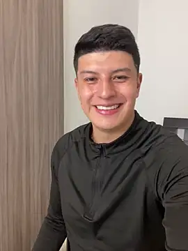 Goldenknight33 online show from March 21, 8:56 pm