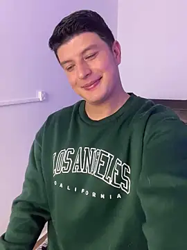 Goldenknight33 online show from March 28, 8:19 pm