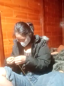 Snapshot of Amiluli chatting on January 9, 11:02 am Amiluli online show from January 9, 11:02 am