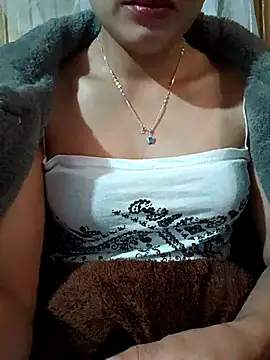 Snapshot of mayni012314 chatting on January 16, 6:50 am mayni012314 online show from January 16, 6:50 am