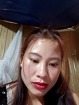 Snapshot of mayni012314 chatting on February 5, 6:18 am mayni012314 online show from February 5, 6:18 am