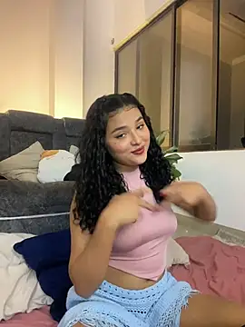 Snapshot of ladulcemary_ chatting on January 15, 1:21 am ladulcemary online show from January 15, 1:21 am