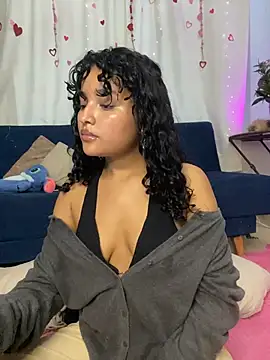 ladulcemary  online show from February 17, 1:57 am
