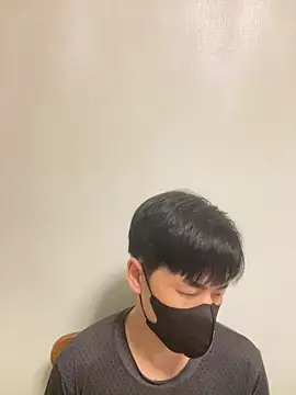 Snapshot of kimze7 chatting on March 15, 2:45 pm kimze7 online show from March 15, 2:45 pm