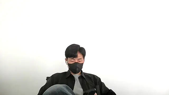 kimze7 online show from May 18, 4:18 am