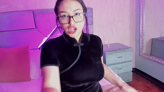 NaomySakura online show from March 21, 9:29 pm