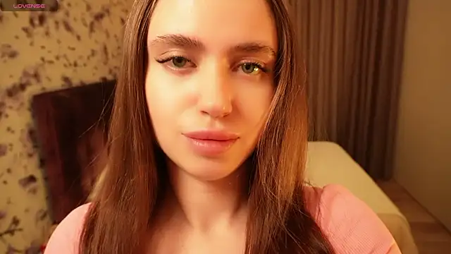 Snapshot of ChloeSpark chatting on February 15, 7:10 pm ChloeSpark online show from February 15, 7:10 pm