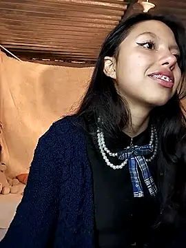 Snapshot of Princess_elia chatting on January 16, 8:57 pm Princess elia online show from January 16, 8:57 pm