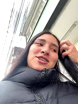 Snapshot of Agatta-X chatting on January 15, 1:37 pm Agatta-X online show from January 15, 1:37 pm