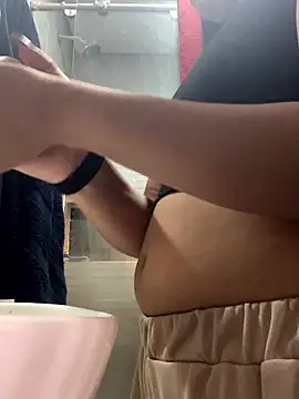 Snapshot of Agatta-X chatting on January 19, 3:38 pm Agatta-X online show from January 19, 3:38 pm