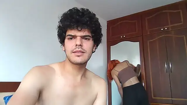 Hot Contrasts online show from March 27, 7:13 pm