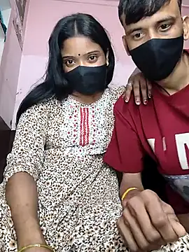 couplegk71 online show from February 1, 7:18 am