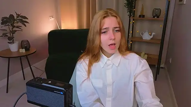 Bella xBaby online show from December 15, 1:26 pm