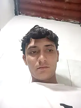 maikel23grande online show from December 14, 4:29 am