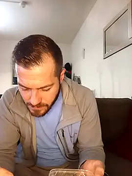 cheekycherryx online show from March 17, 9:51 pm