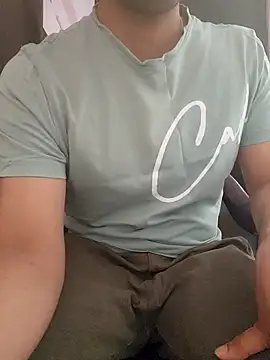 rahuloves online show from April 4, 8:01 am