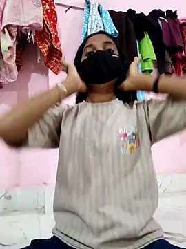 vivi sexe online show from December 18, 12:22 pm