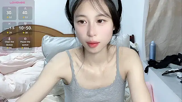 Snapshot of tiantian-160 chatting on February 8, 2:09 pm tiantian-160 online show from February 8, 2:09 pm