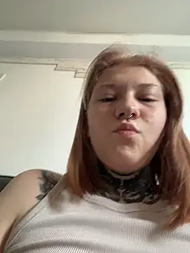 FionaMurr online show from July 1, 2:13 am