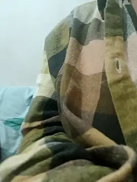 nehakapoor89 online show from December 20, 8:38 pm