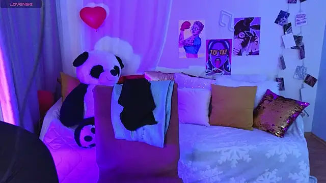 CarolainGilbert online show from March 26, 5:13 am