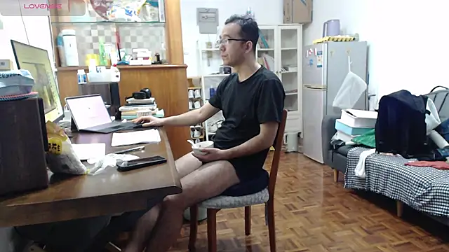 Snapshot of jjjjay123 chatting on December 19, 2:57 pm jjjjay123 online show from December 19, 2:57 pm