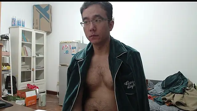 Snapshot of jjjjay123 chatting on February 3, 3:06 pm jjjjay123 online show from February 3, 3:06 pm