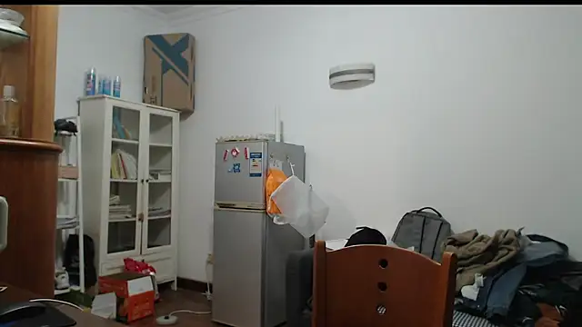 Snapshot of jjjjay123 chatting on February 8, 1:14 pm jjjjay123 online show from February 8, 1:14 pm