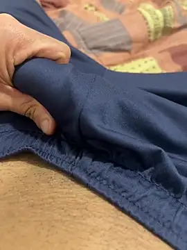 Snapshot of soobriinhoo chatting on April 5, 7:22 pm soobriinhoo online show from April 5, 7:22 pm