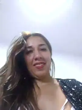 sammymomz02 online show from January 11, 2:05 am