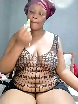 SexyAssQueenX online show from May 13, 1:47 am